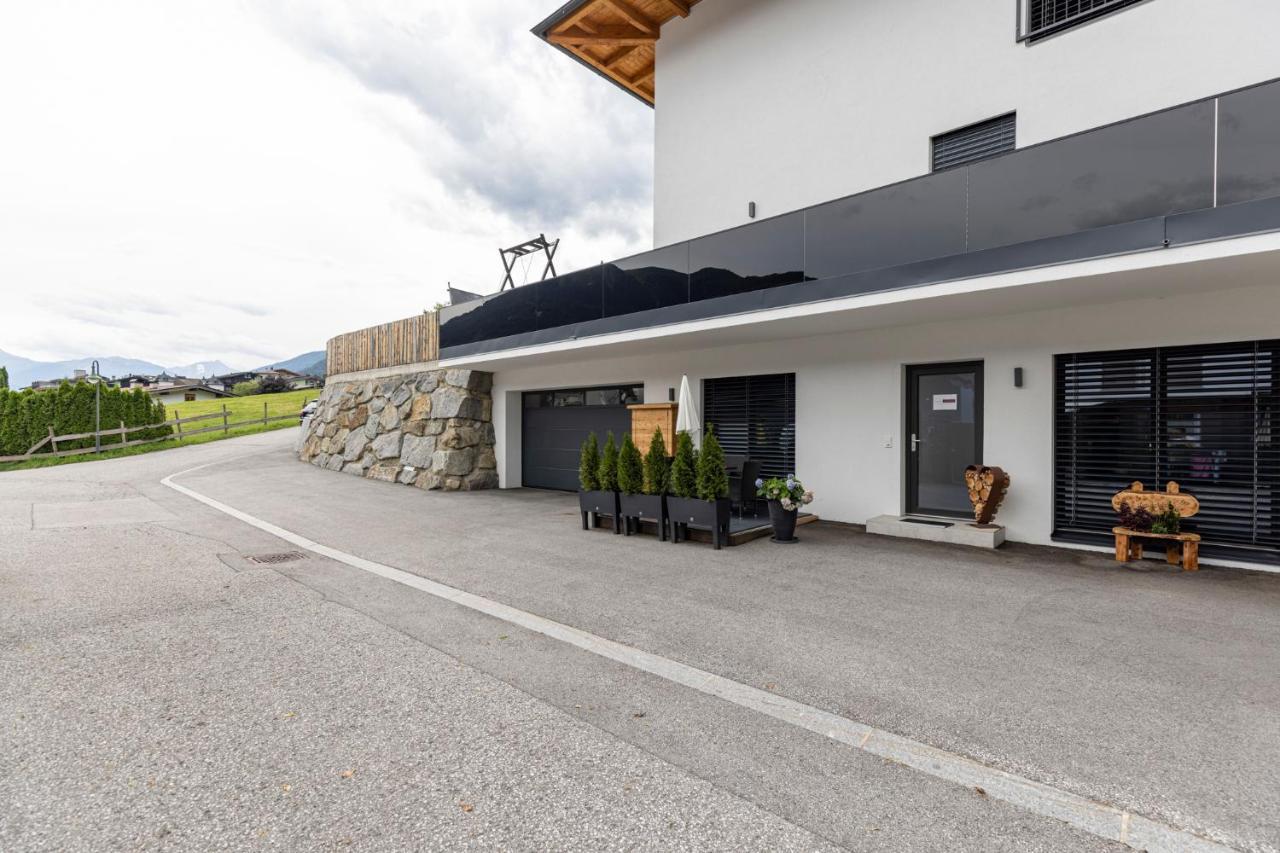 Apart Sabrina Fuegen Fügen Exterior foto